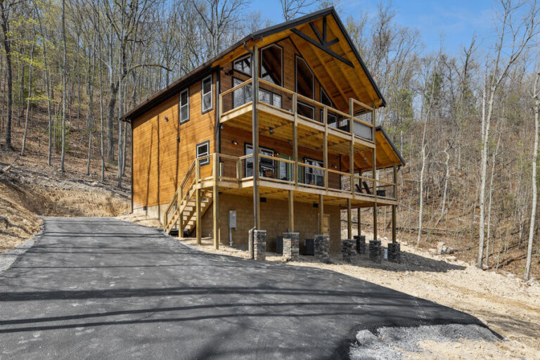 Lipsey Home Builders Pigeon Vacation Home Contractors Smoky